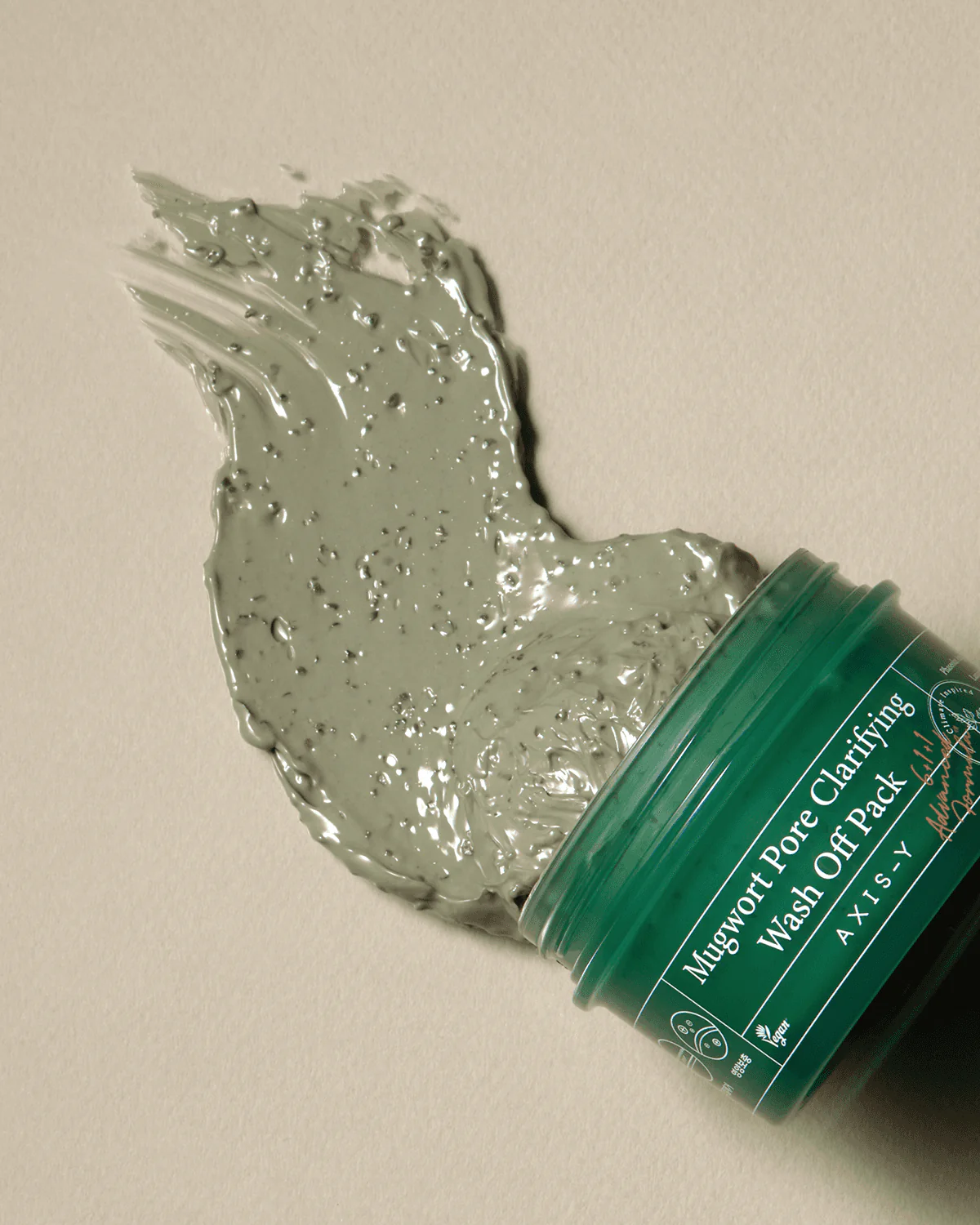 Mugwort Pore Clarifying Wash Off Pack - Image 3