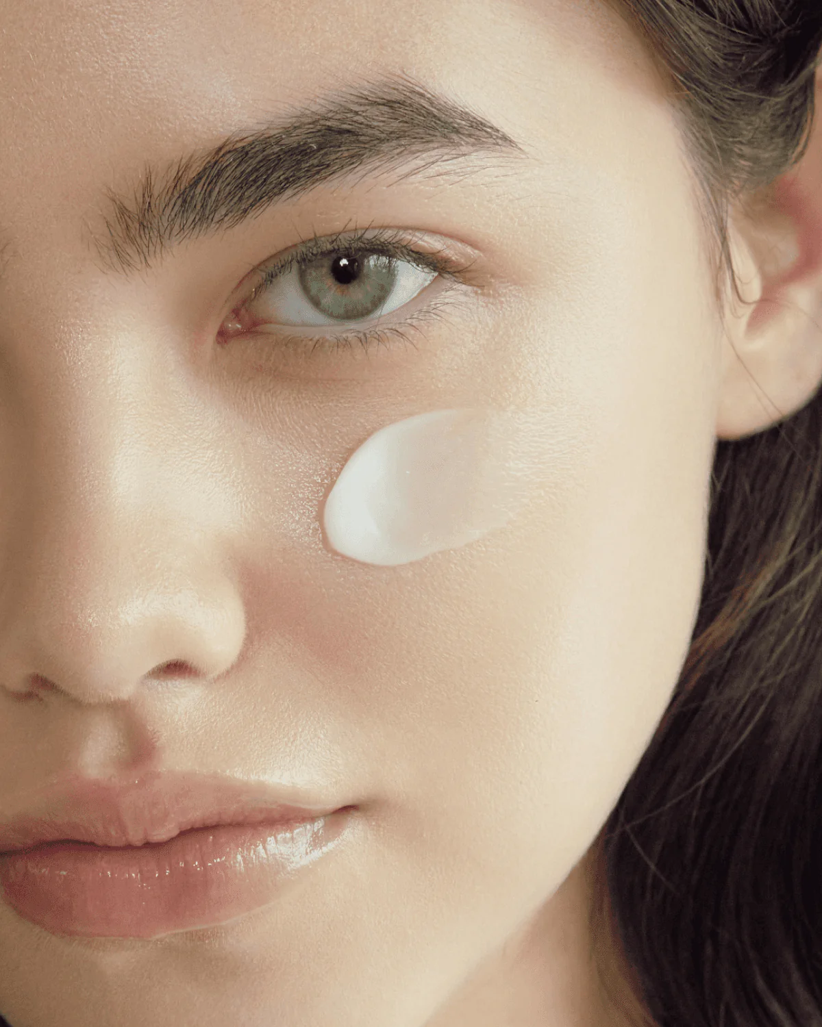 TXA 2.5% Intensive Brightening Cream - Image 3